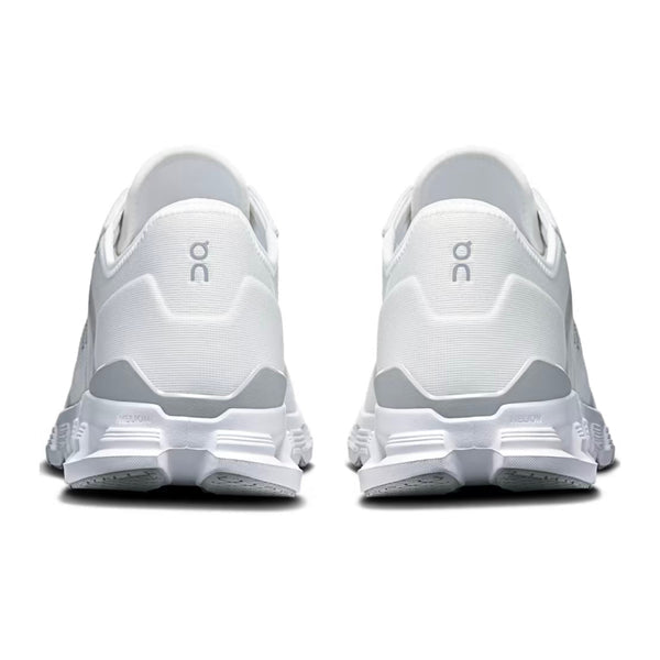 On Running Cloud X 4 AD White Wolf