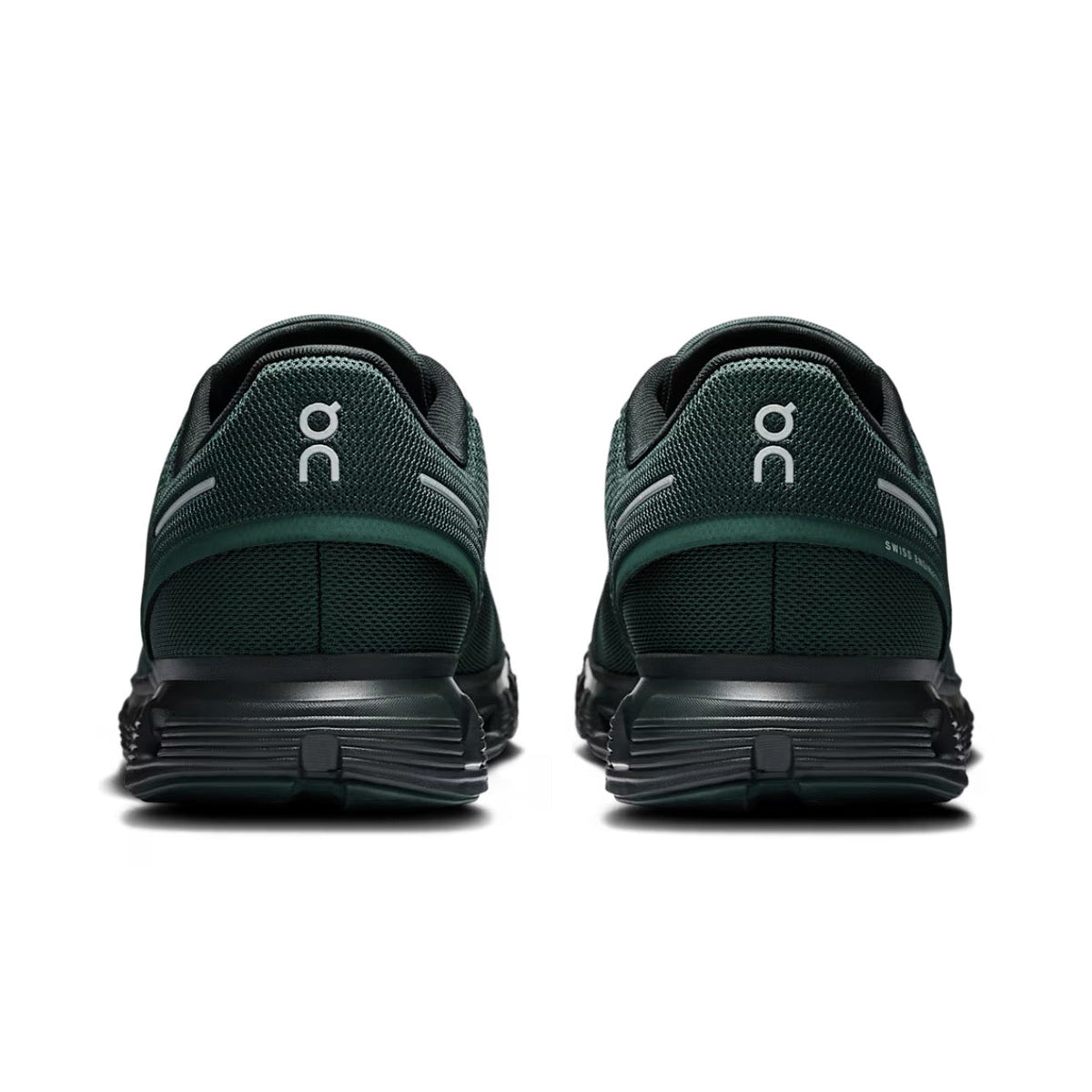 On Running Cloud 6 Evergreen | Black