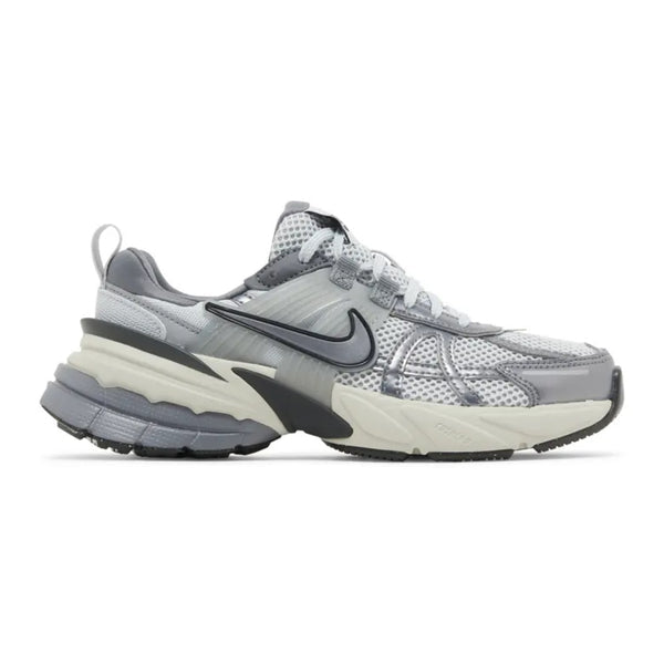 Nike Wmns V2K Run 'Pure Platinum Wolf Grey'