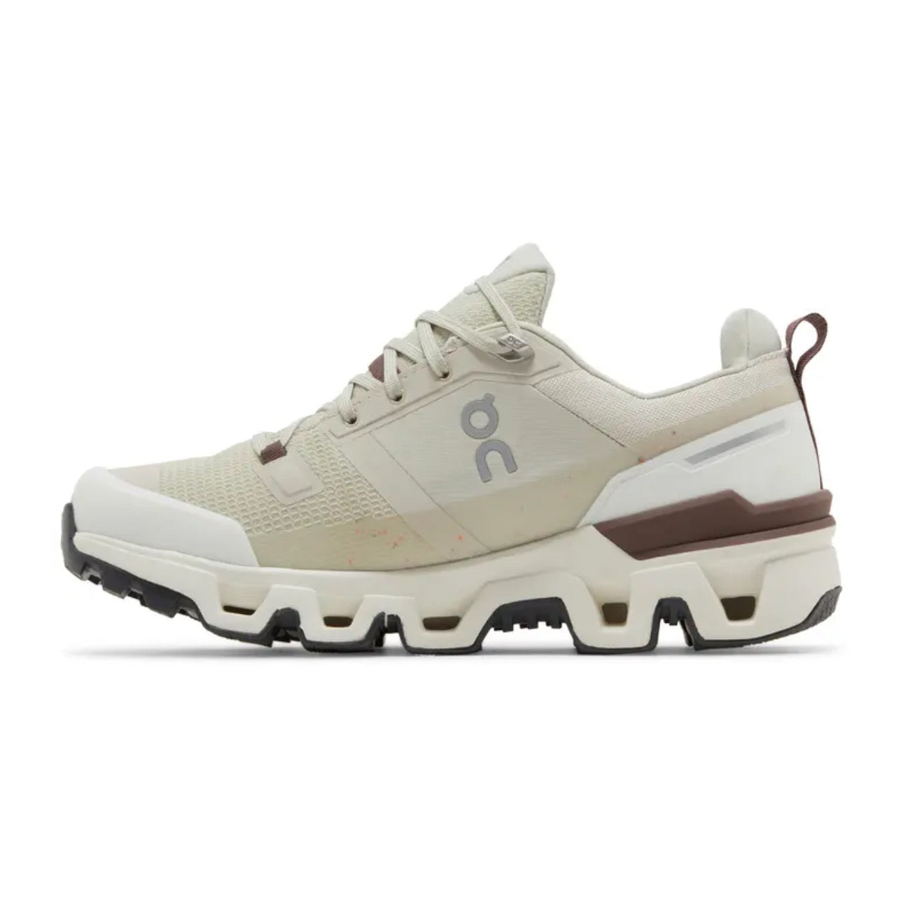 ON Wmns Cloudwander Waterproof 'Sand Ivory'
