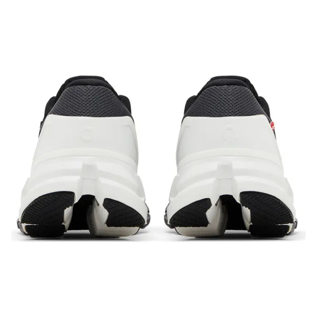 On Running Cloudflyer 4 Black/White