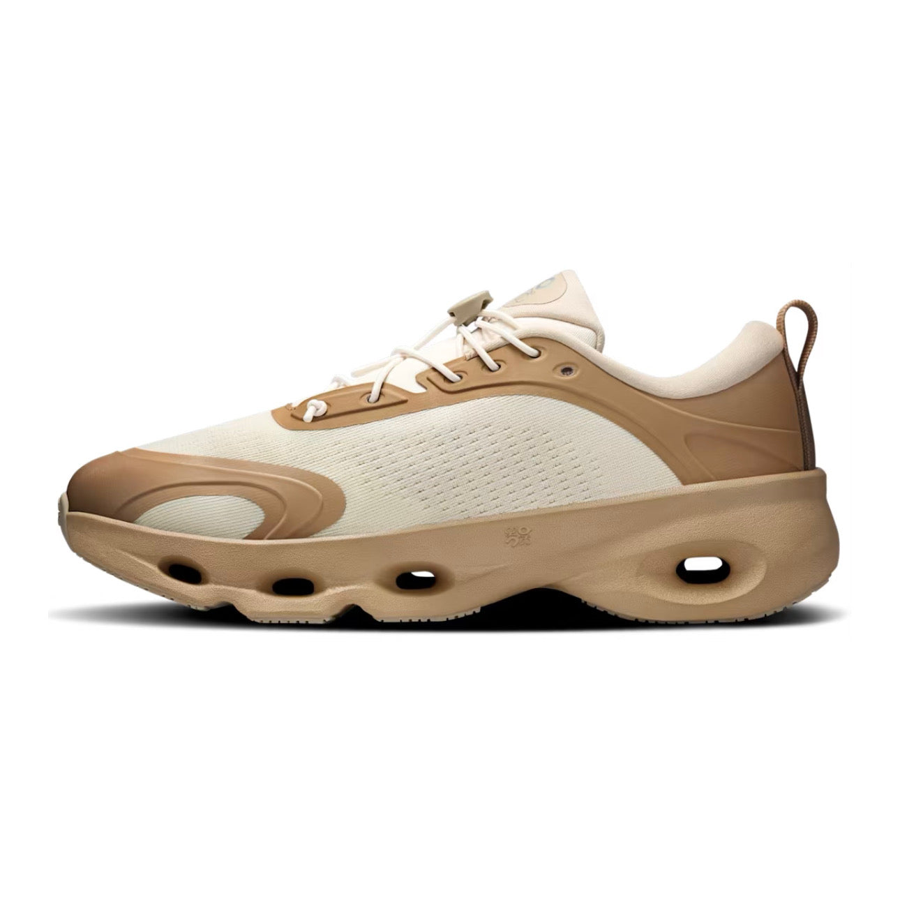 ON Women's Cloudsolo LOEWE Dark Sand | Cream