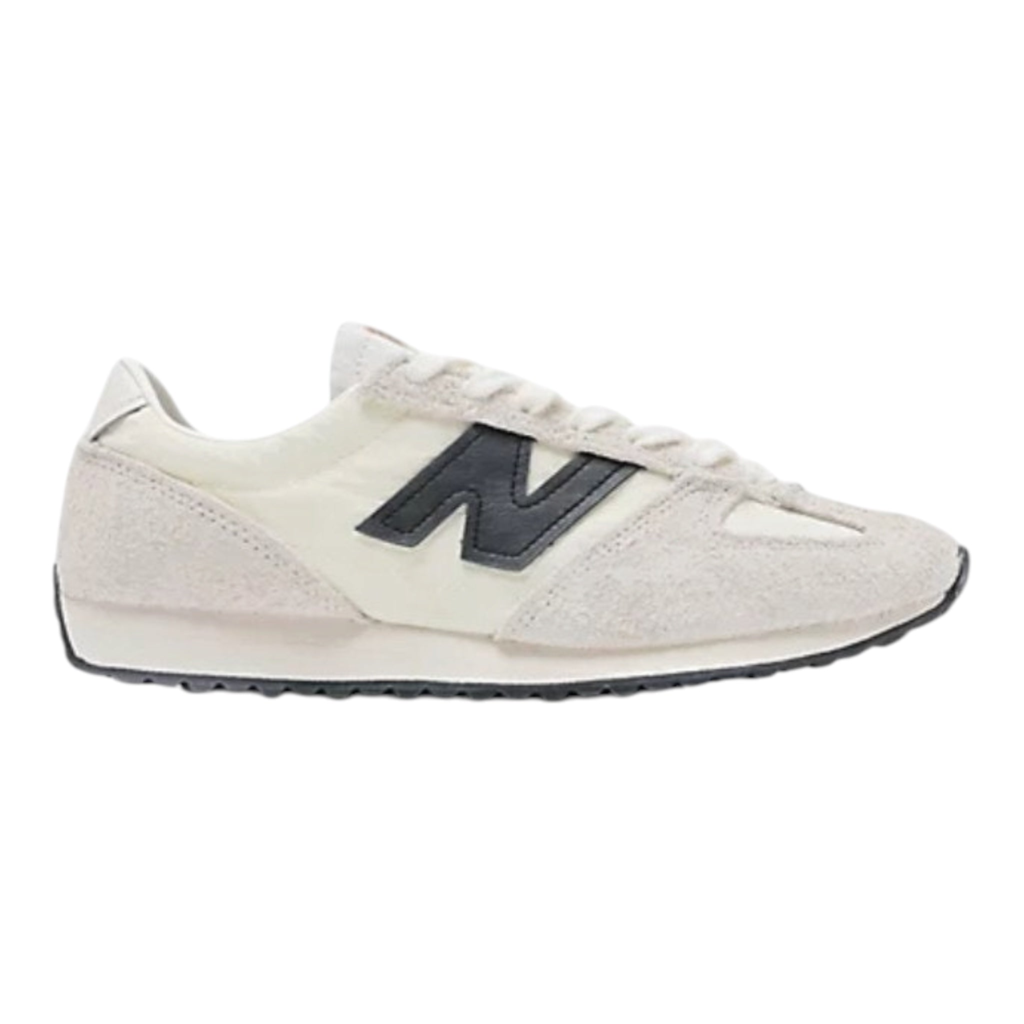 New Balance 471 unisex trainers in white and navy